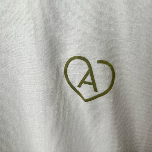 Aritzia Limited Edition 100% Cotton Sponsor Tee  Shirt White w Gold Logo 1X - Picture 4 of 9